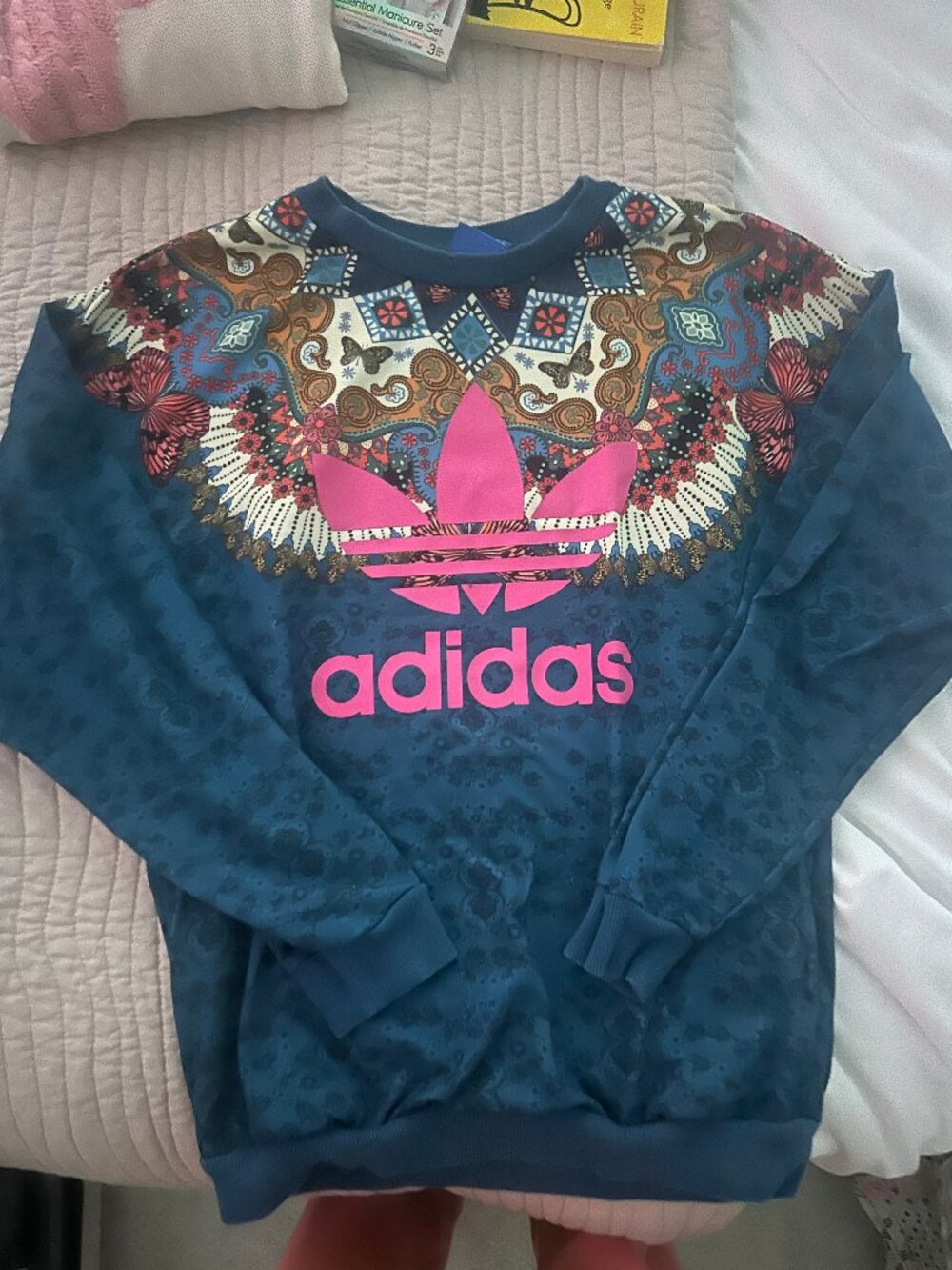 Adidas x Farm Rio Borbomix Butterfly Crewneck Pocket Pullover Size XS